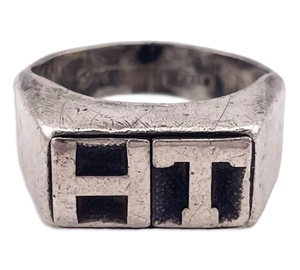 size 8.75 sterling silver 'HT' initials ring ***AS IS***