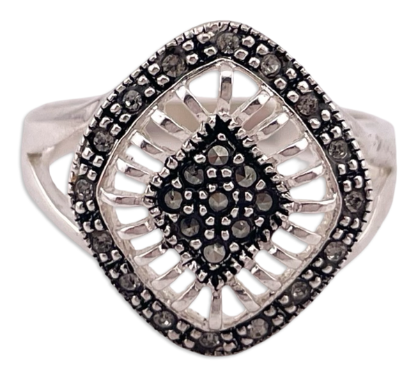 size 7.5 sterling silver marcasite rhinestone ring
