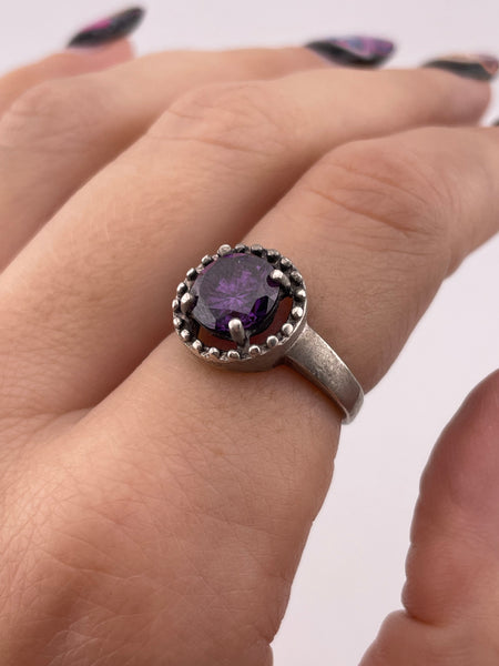 size 7 sterling silver purple glass ring