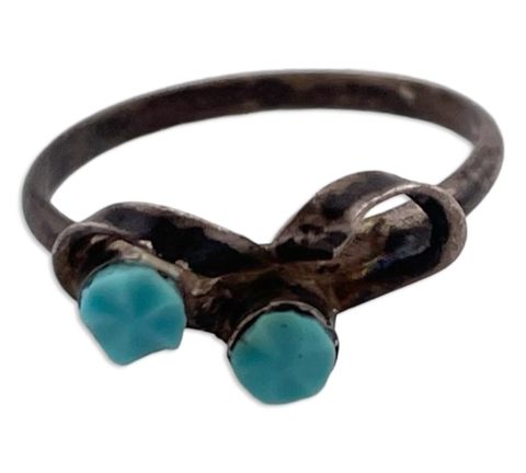 size 4.25 sterling silver turquoise heart ring
