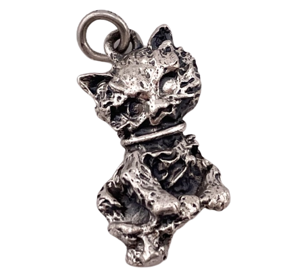 sterling silver cat pendant