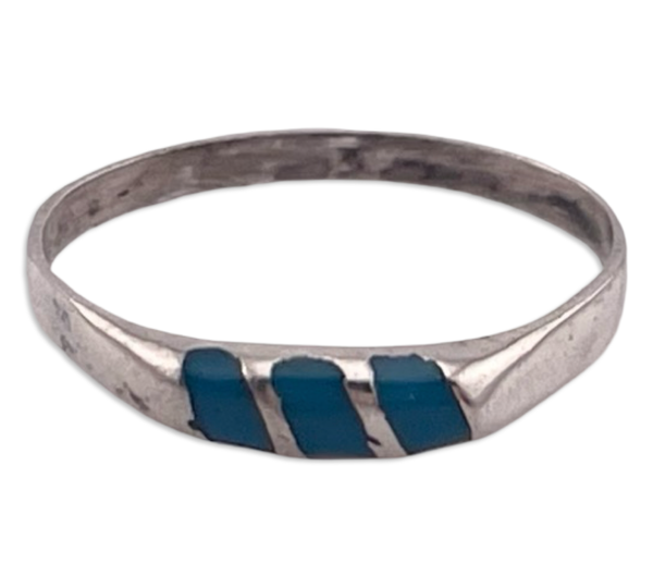 size 2.25 sterling silver blue resin midi ring