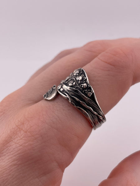 size 9.75 sterling silver flower spoon ring