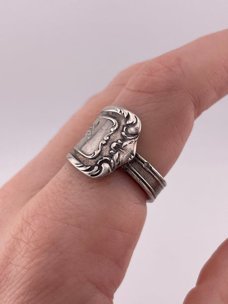 size 7.5 sterling silver 'h' initial spoon ring