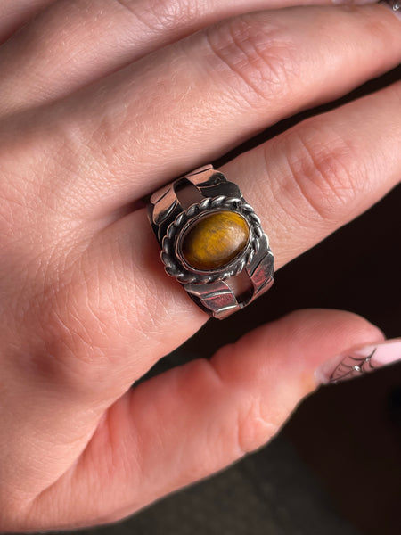 size 9 sterling silver Mexican tiger's eye ring