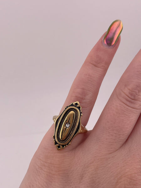 collectible Avon Kensington adjustable size 3.5-4.75 vintage rhinestone costume ring