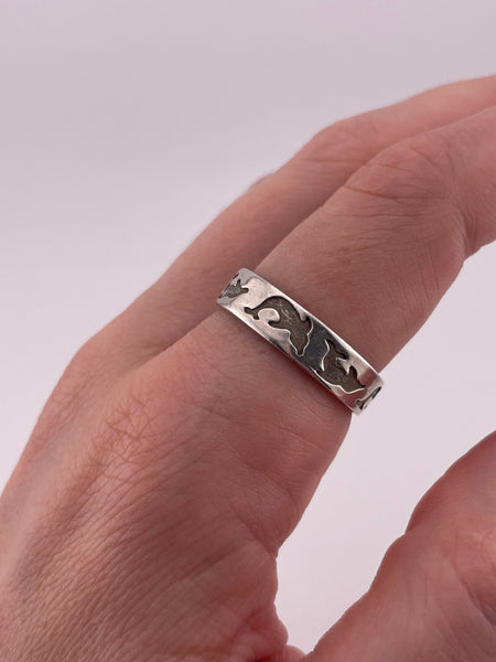 size 9.75 sterling silver dolphin band ring