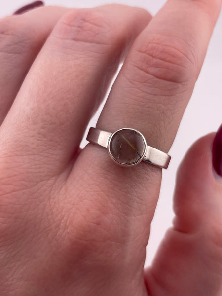size 8.5 sterling silver round rutilated quartz ring