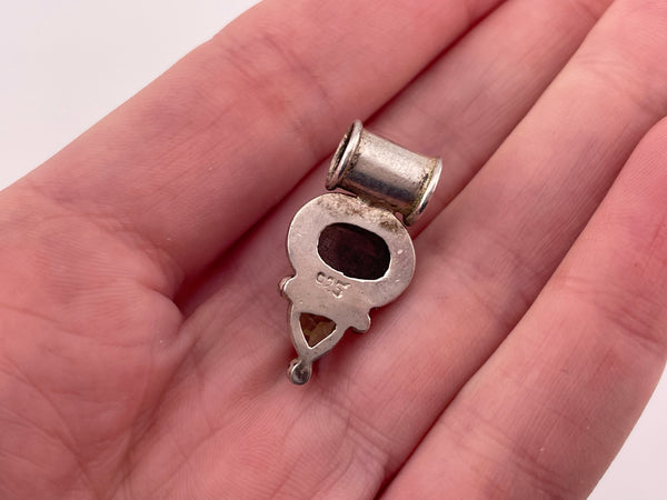 sterling silver labradorite & faceted peridot pendant