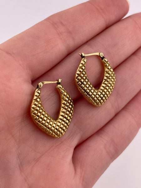 14k yellow gold textured puffy hoop earrings