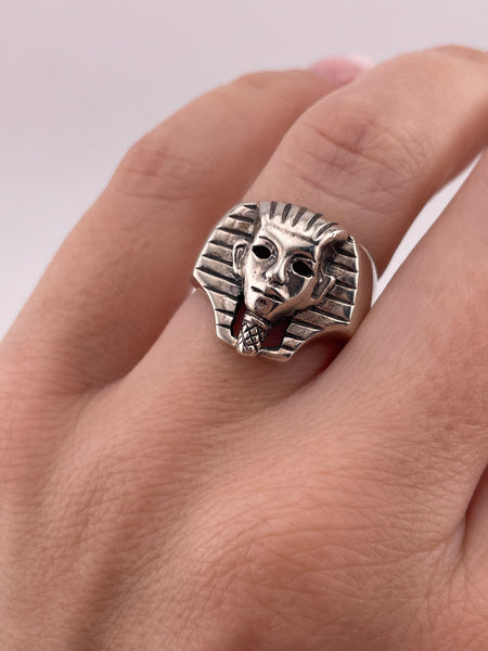 size 7 sterling silver King Tut ring