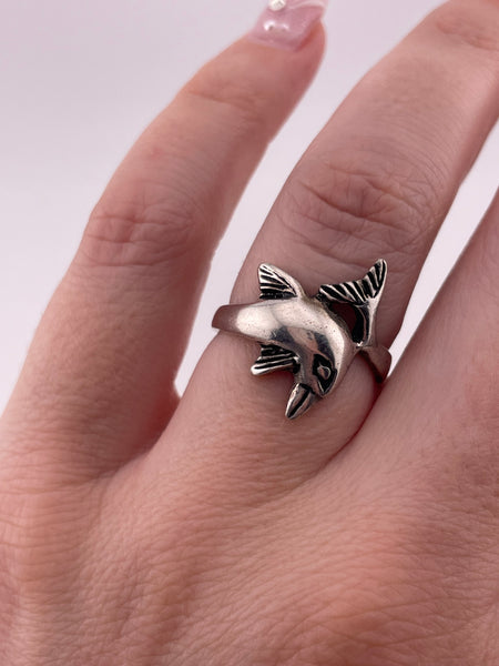 size 7 sterling silver dolphin ring