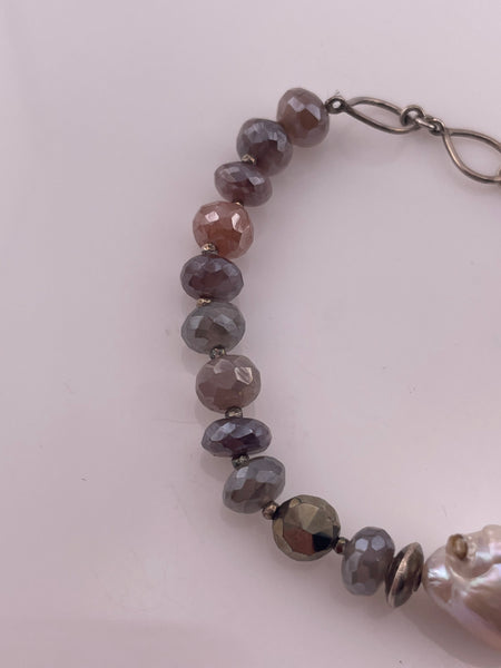 sterling silver 7" to 8-1/8" faceted plastic bead pearl toggle bracelet
