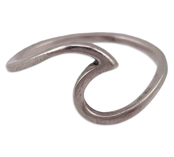 size 6 sterling silver thin wave ring