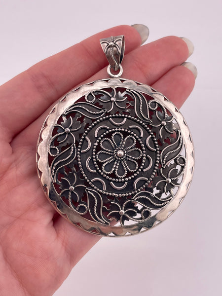 sterling silver large stoneless ornate cut-out floral pendant