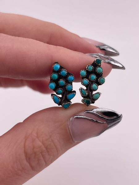 sterling silver turquoise flower screw-back earrings