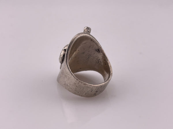 size 6.5 sterling silver very worn heavy stoneless horse ring
