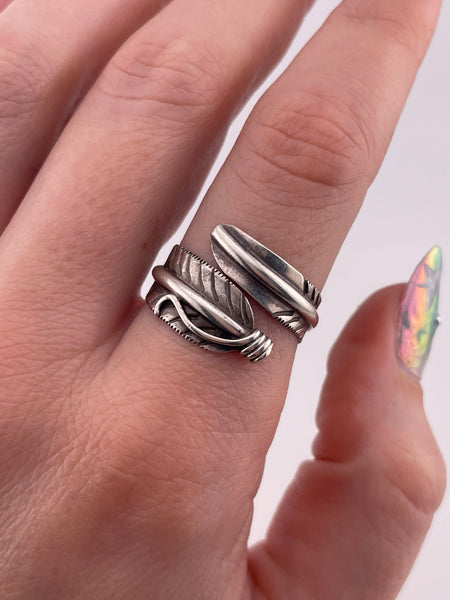 size 8.75 sterling silver feather bypass ring