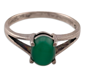 size 8.25 sterling silver green cat's eye glass ring