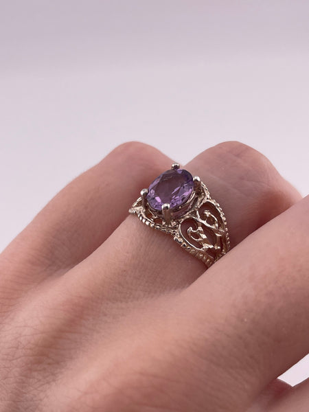 size 7 sterling silver faceted amethyst scroll cut-out ring