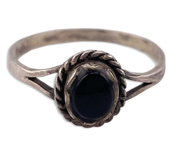 size 8.75 sterling silver onyx ring