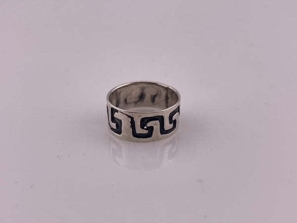 size 5.25 sterling silver Mexican meander band ring