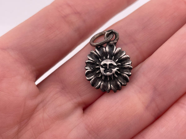 sterling silver sun face flower pendant