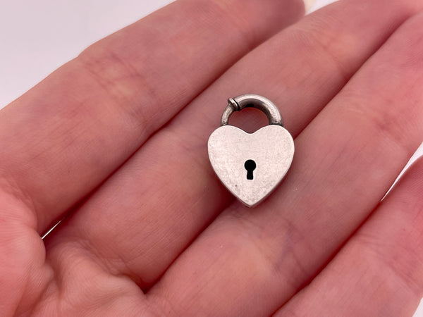 sterling silver heart padlock clasp pendant