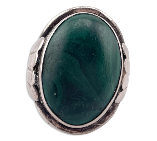 size 8 sterling silver malachite ring
