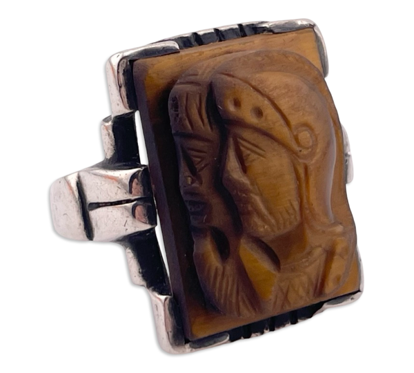 size 9 sterling silver tigers eye two knights cameo ring