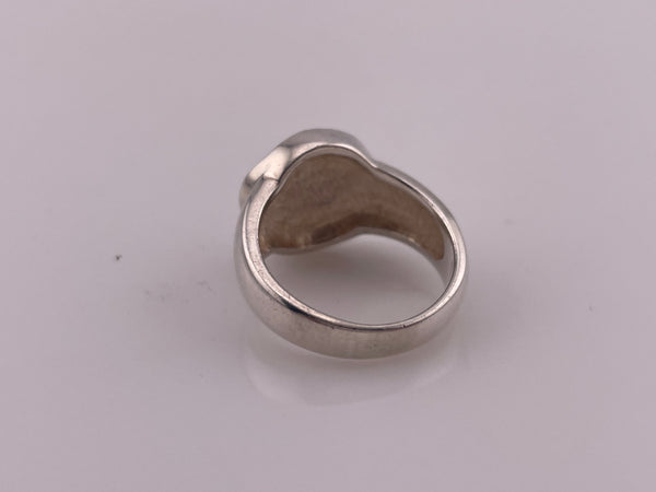 size 7 sterling silver stoneless hammered circle ring