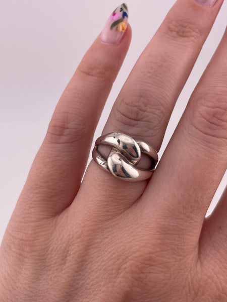 size 6.5 sterling silver stoneless entwined ring