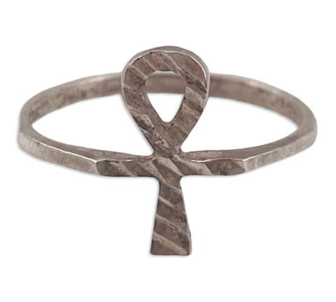 size 7.5 sterling silver etched ankh ring
