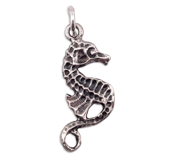 sterling silver seahorse pendant