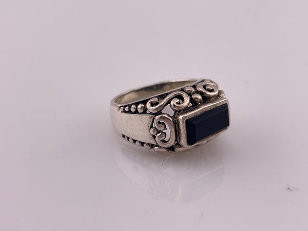 size 8 sterling silver faceted onyx swirl design ring