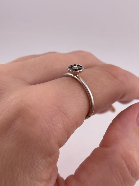 size 7.25 sterling silver flower rhinestone ring
