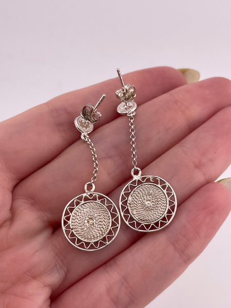 sterling silver stoneless pendulum circle chain post dangle earrings
