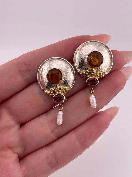 sterling silver gold wash amber faceted garnet pearl post earrings