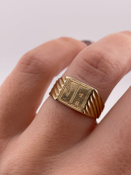 size 7 14k yellow gold 'JA' initials signet ring