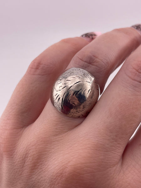 size 6.75 sterling silver hollow etched dome ring