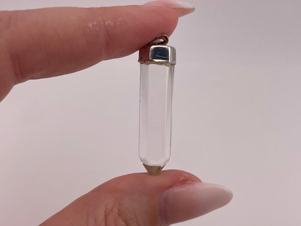 sterling silver quartz crystal point pendant