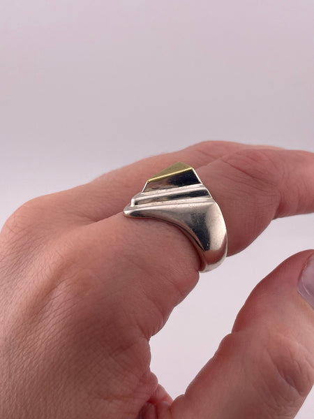 size 7.5 sterling silver & brass Mexican stoneless chunky triangle step ring