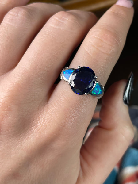 size 7.5 sterling silver faceted blue glass synthetic opal ring