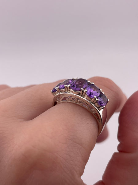 size 8.25 rhodium plated sterling silver five stone faceted amethyst row ring