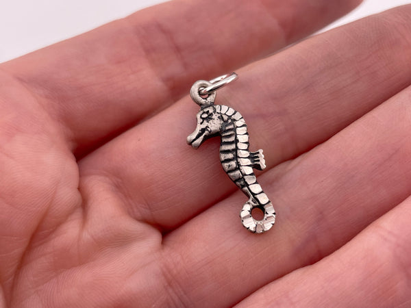 sterling silver etched seahorse pendant