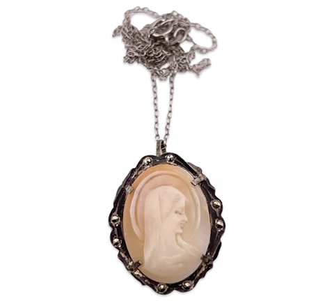 sterling silver chain & 800 silver religious carved shell Mary cameo pendant necklace