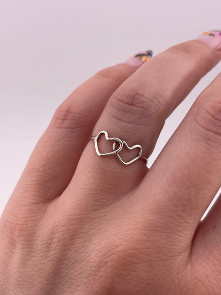 size 7 sterling silver thin lightweight double heart ring