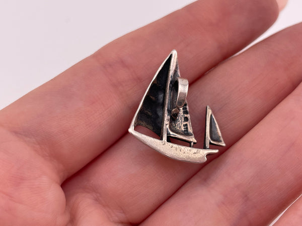 sterling silver sailboat pendant