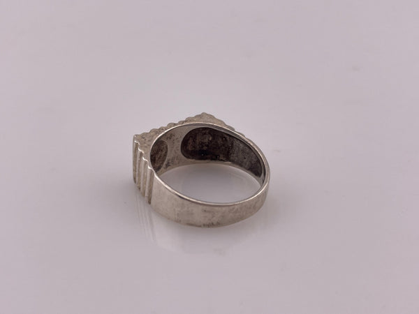 size 7 sterling silver stoneless textured rectangle ridge ring