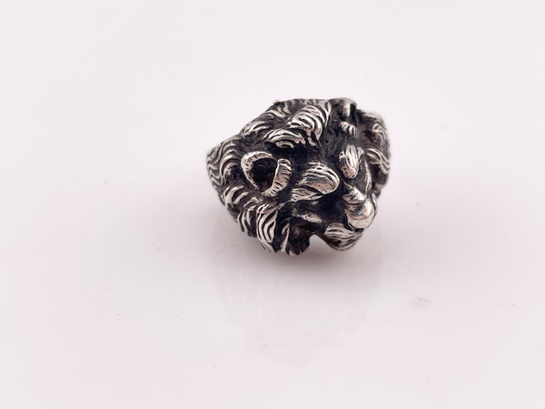 size 7.75 800 silver lions head ring